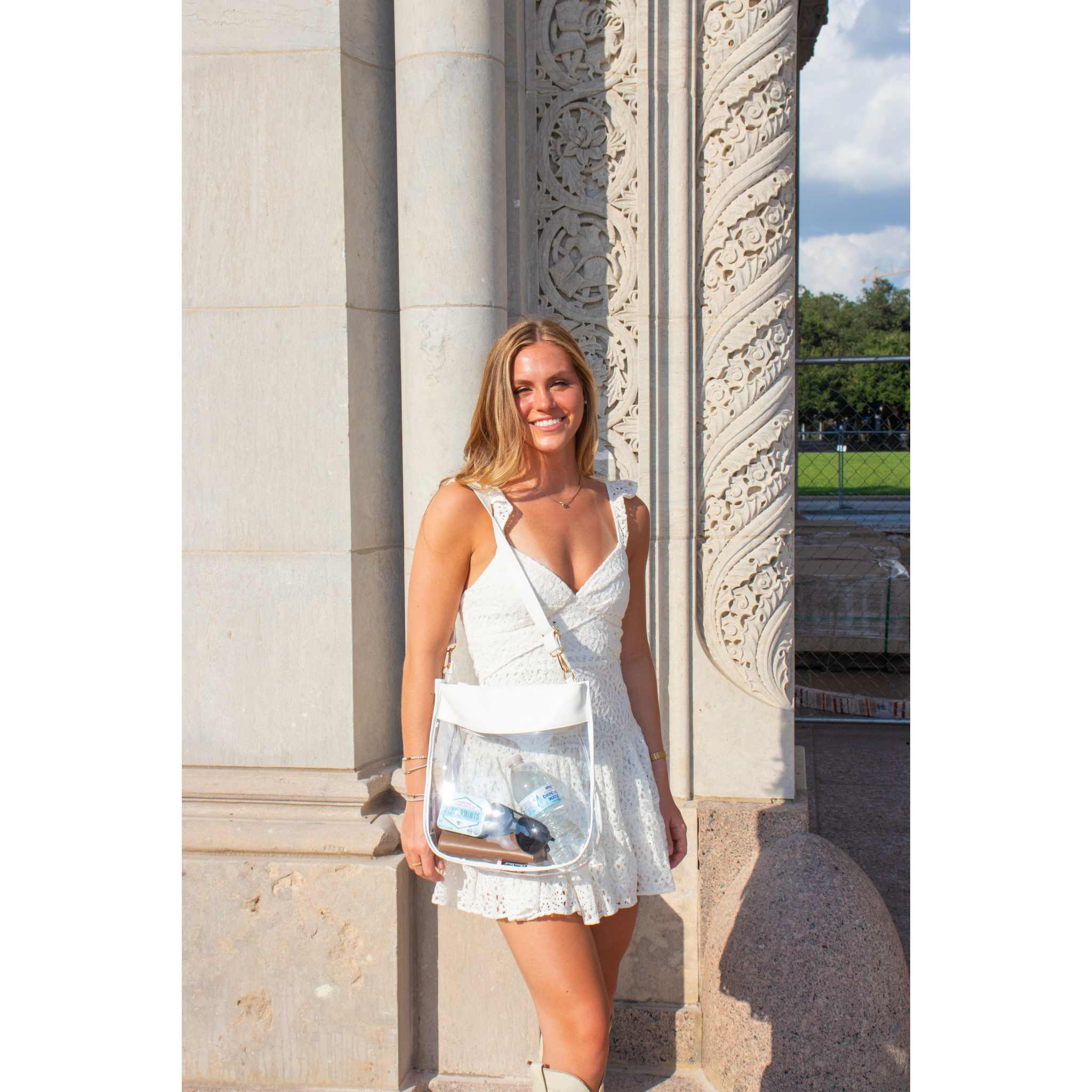 Large Clear Purse with Zipper - White - Image 3